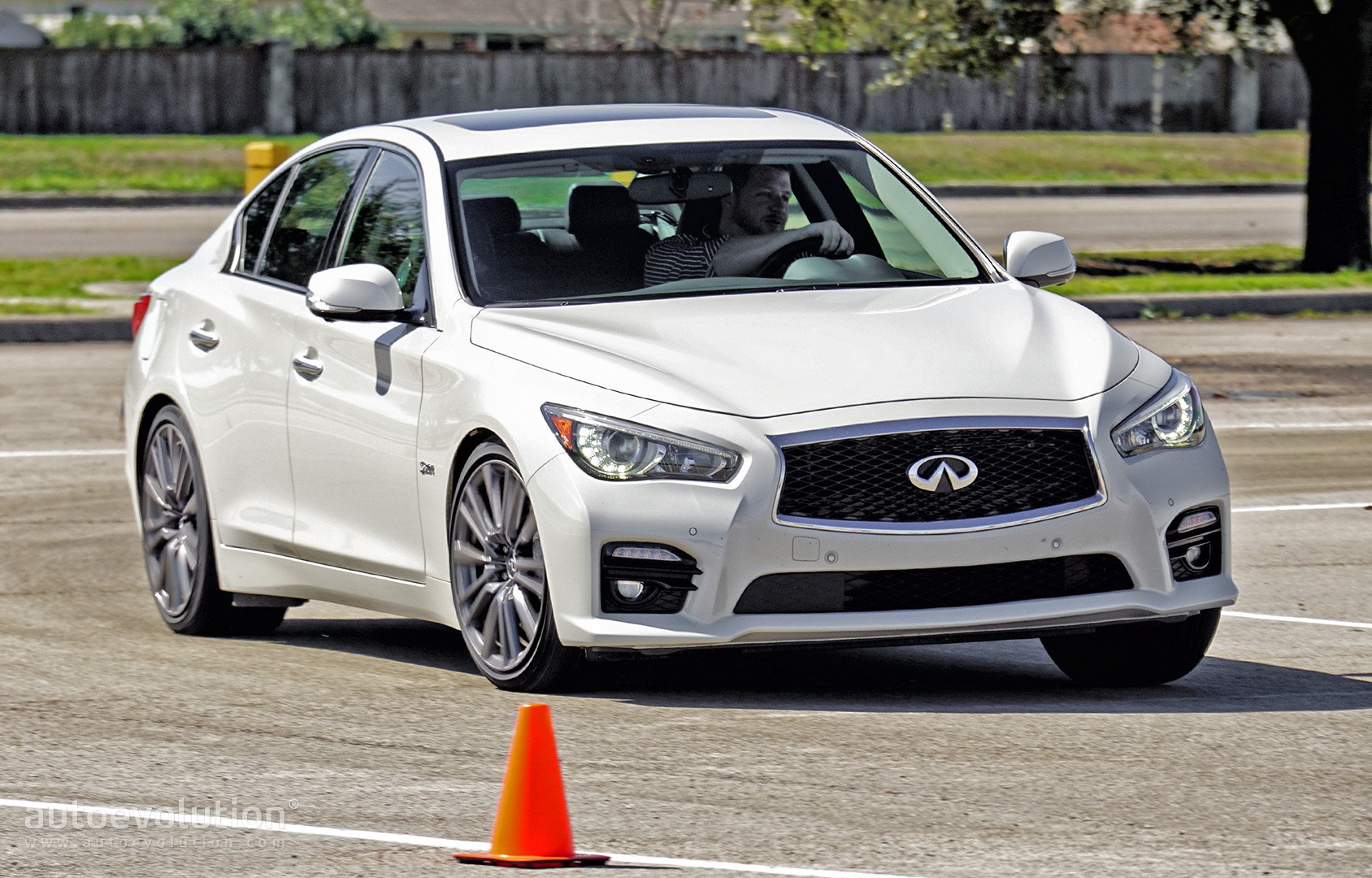 Infiniti q50 Sport